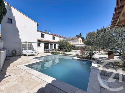 Arles, Provence-Alpes-Côte D'Azur 13200, France