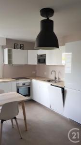 Lyon, Rhône-Alpes 69007, France