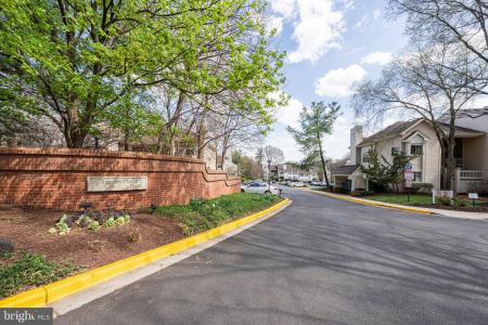 5921 Barbados Place Unit# 202, Rockville, Maryland 20852, États-Unis