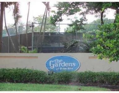 512 Gardens Drive #103, Pompano Beach, Florida 33069, Estados Unidos