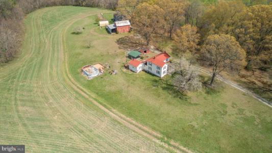 23205 Carneal Lane, Ruther Glen, Virginia 22546, USA