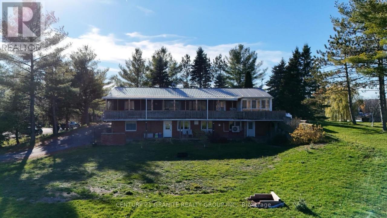 15 EAST HUNGERFORD ROAD, Tweed (hungerford (twp)), Ontario K0K 3J0, Canadá