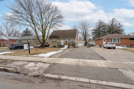 321 SPRUCE STREET, London East, Ontario N5W 4N2, Kanada