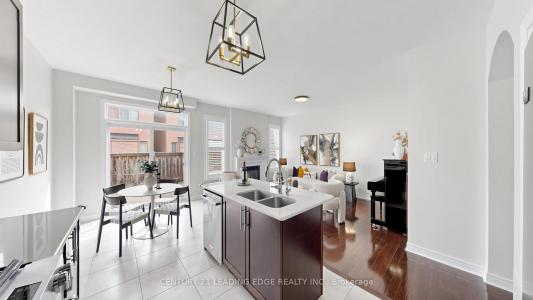 122 MARIA ROAD, Markham, Ontario L6E 0M1, Canada