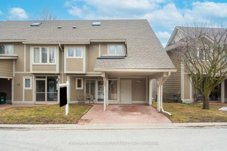 9 DAVY POINT CIRCLE, Georgina, Ontario L4P 3H2, Canada