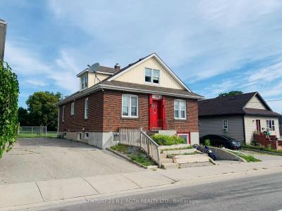 156 DUNLOP STREET W, Barrie, Ontario L4N 1B2, Canada