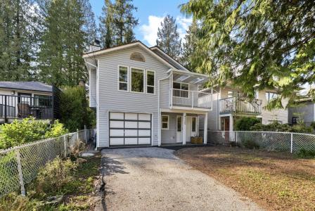 4125 LYNN VALLEY ROAD, North Vancouver, Britisch-Kolumbien V7K 2T1, Kanada