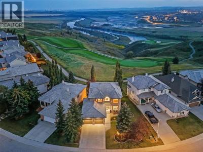 158 GLENEAGLES VIEW, Cochrane, Alberta T4C 1W2, Canada