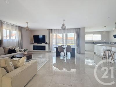 Rouvres En Plaine, Bourgogne 21110, France