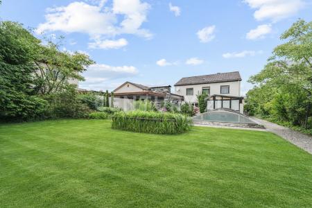 Garching, Bayern 84518, Germany