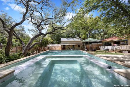 308 Tanglewood, Fredericksburg, Texas 78624, USA
