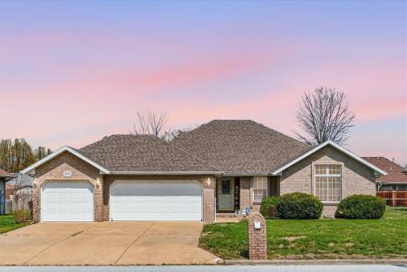 3957 W Greenwood Street, Springfield, 密蘇里州 65807, 美國