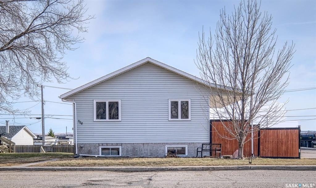 304 2ND AVENUE E, Biggar, ساسكاتشوان S0K 0M0, كندا