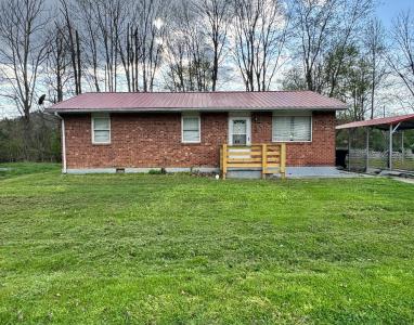 809 Boone Place, Morehead, Kentucky 40351, USA