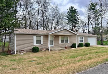 315 Doyle Avenue, Loogootee, Indiana 47553, États-Unis