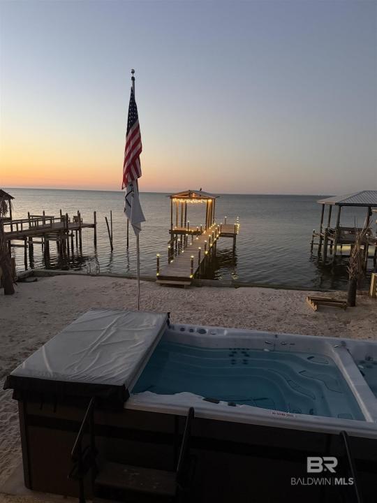 8205 Gulf Beach Lane, Gulf Shores, Alabama 36542, USA