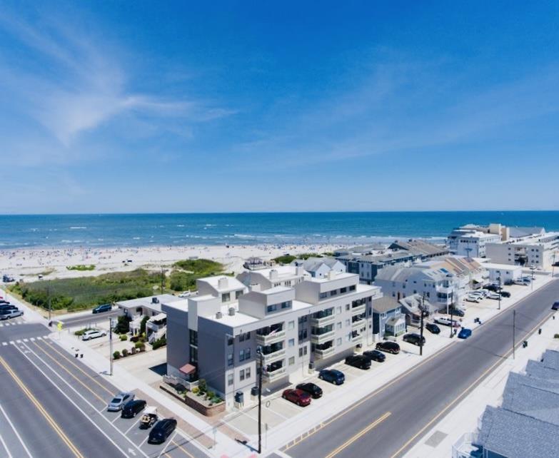 215 Surf Avenue, North Wildwood, New Jersey 08260, États-Unis