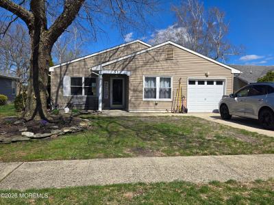 51 Nautilus Drive, En Brique, New Jersey 08723, États-Unis