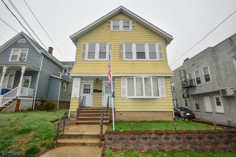 308 Hoboken Rd , 2, East Rutherford Boro, New Jersey 07073-1305, Stati Uniti