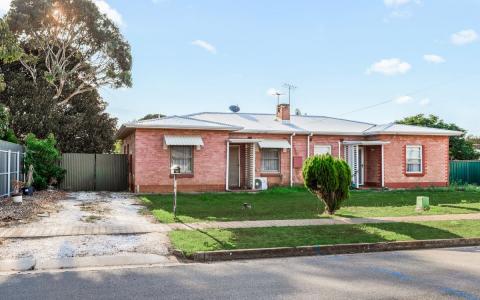 14 Murphy Street, Elizabeth Grove, SA 5112, Australia