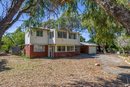 18 Bay View Crescent, Dawesville, WA 6211, Australia