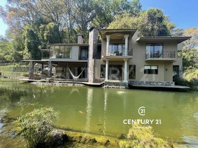 Valle De Bravo, Bang México 51220, Mexico