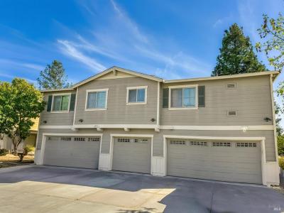 2476 Avignon Cir, Santa Rosa, 加利福尼亚州 95403, 美国
