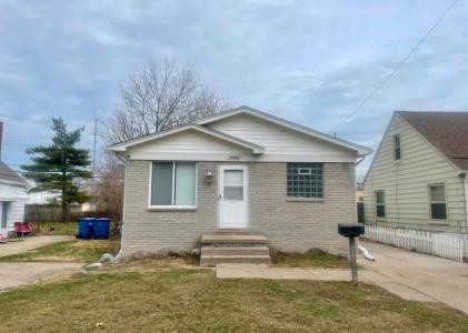 22580 Oaklane, Warren, Michigan 48089, USA