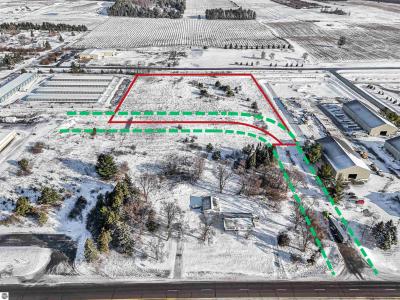 4.66 Acres E M 72, Williamsburg, Michigan 49690, USA