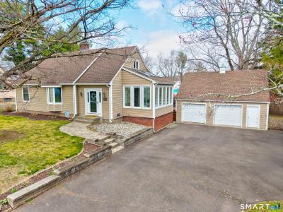 21 Weymouth Road, Enfield, Connecticut 06082, USA