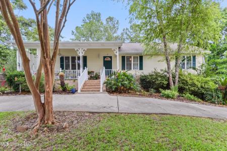 6658 Ahekolo Circle, Diamondhead, Mississippi 39525, Stati Uniti