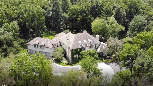 6N161 Surrey Road, Wayne, Illinois 60184