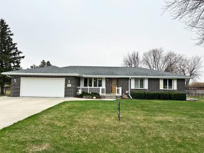4621 Hillcrest Drive, Columbus, Nebraska 68601, USA