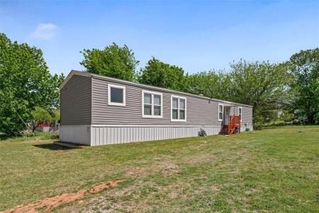 707 Sun Court, Granbury, Texas 76049, USA