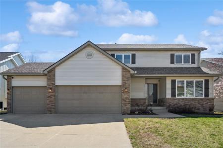 3409 Brook View Drive, Des Moines, Iowa 50317, USA