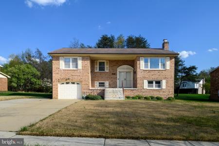 4437 Natahala Drive, Clinton, Maryland 20735, USA