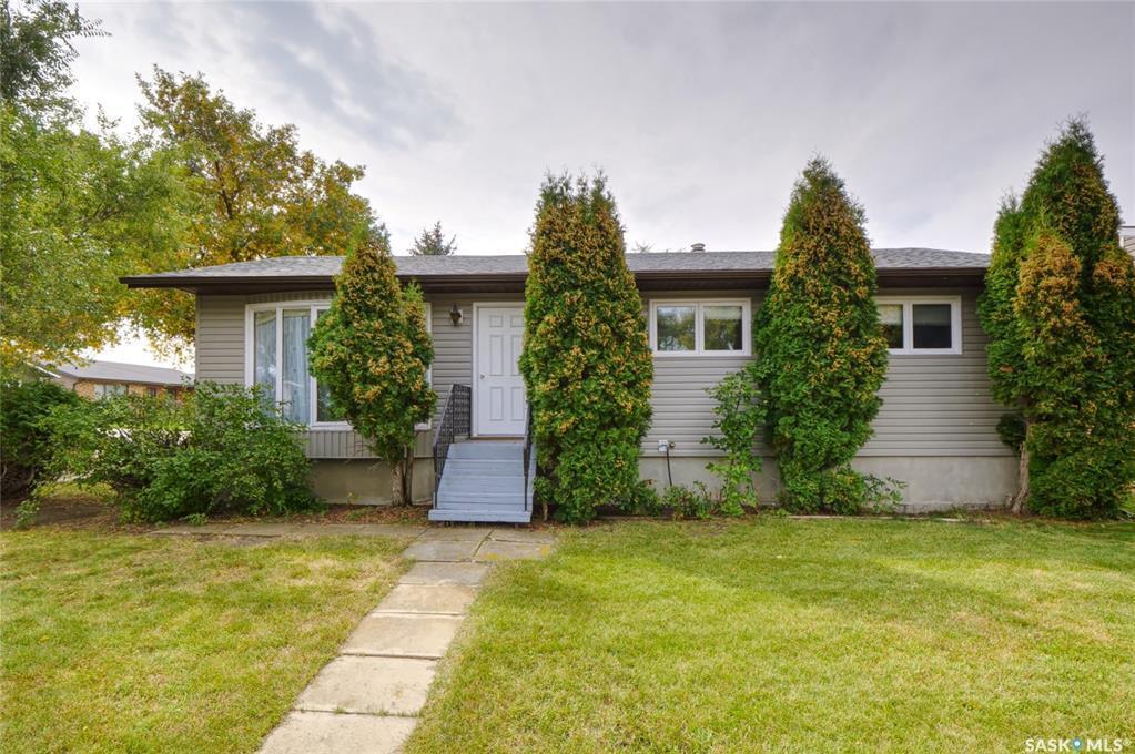 1008 PARKLANE DRIVE, Assiniboia, Saskatchewan S0H 0B0, Kanada