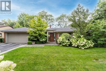 96 LAURENTIDE DRIVE, Toronto (parkwoods-donalda), Ontario M3A 3E5, Canada