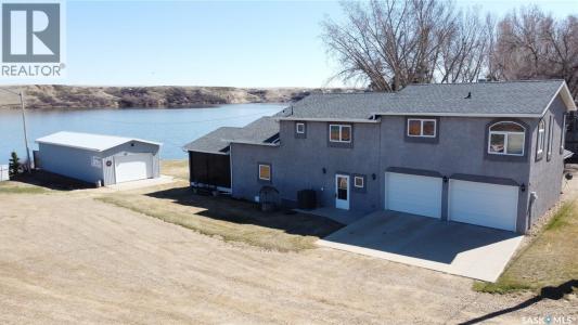 47 FERGUSON BAY, Webb Rm No. 138, Saskatchewan S0N 2N0, Canada