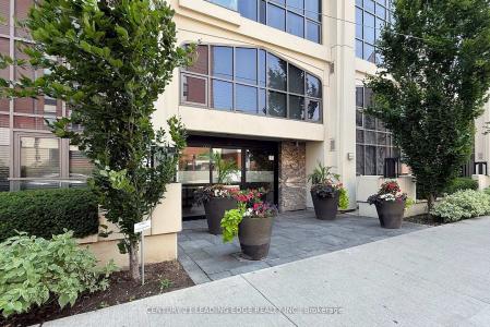 3 MCALPINE STREET, Toronto, Ontario M5R 3T5, Canada