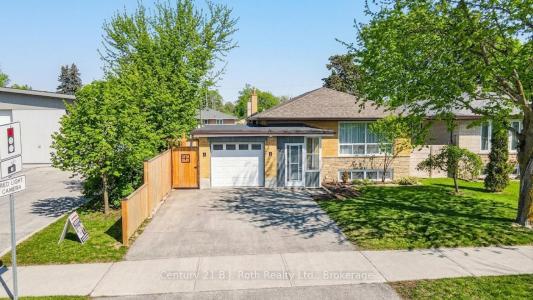 156 THE WESTWAY N/A, Toronto, Ontario M9P 2C1, Canada