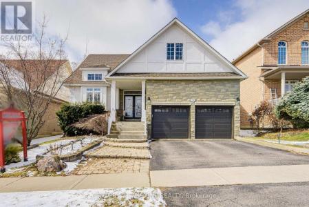 58 SHADOW FALLS DRIVE, Richmond Hill (jefferson), אונטריו L4E 4J9, קנדה 