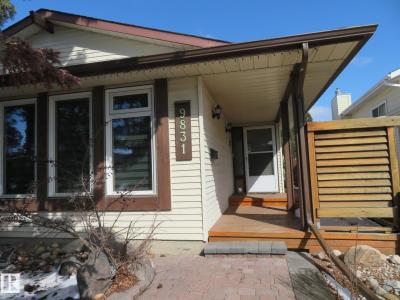 9831 185 STREET NW, Edmonton, Alberta T5T 3L7, Canada