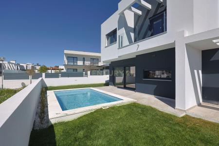 Almada, Setúbal 2820-344, Portugal