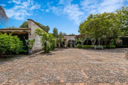 AV. B 656,, Zapopan, Jalisco 45150, Mexico