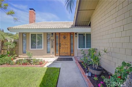 292 N Camino Arroyo, Anaheim Hills, California 92807, USA