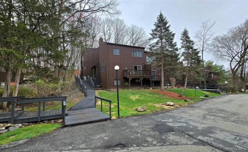 12 Redwood Drive, Highland Mills, Nueva York 10930, Estados Unidos