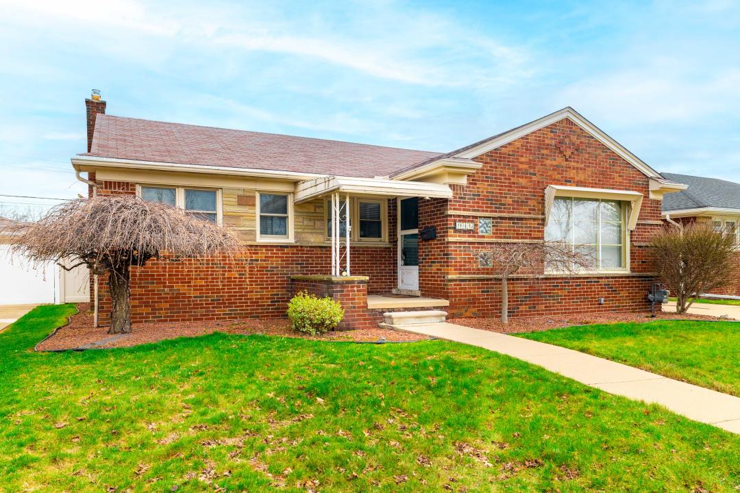 3305 Bridge St, Trenton, 密歇根州 48183, 美国