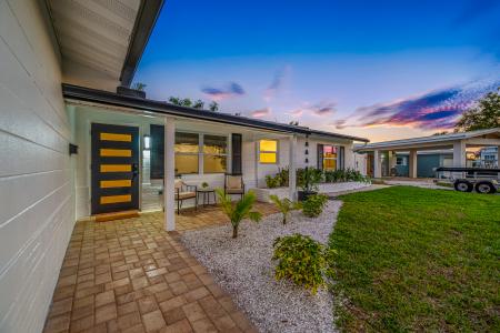 7984 1st Ave S, St Petersburg, פלורידה 33707, ארצות הברית של אמריקה
