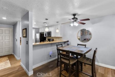 640 Sycamore, Claremont, Califórnia 91711, Estados Unidos